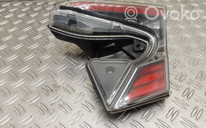 Toyota C-HR Luci posteriori del portellone del bagagliaio 81580F4020