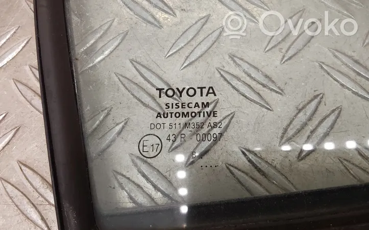 Toyota Yaris Fenêtre latérale avant / vitre triangulaire (4 portes) 