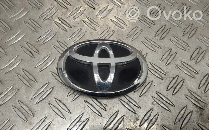 Toyota Yaris Logo, emblème de fabricant 754310D120