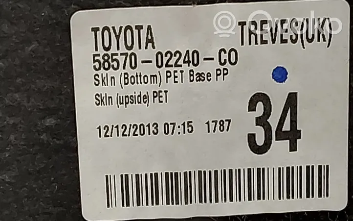 Toyota Auris E180 Tavaratilan pohjan tekstiilimatto 5857002240