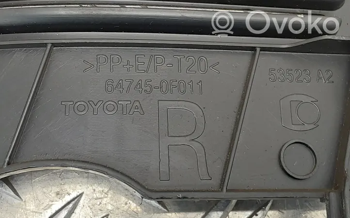 Toyota Corolla Verso AR10 Inne elementy wykończenia bagażnika 647450F011