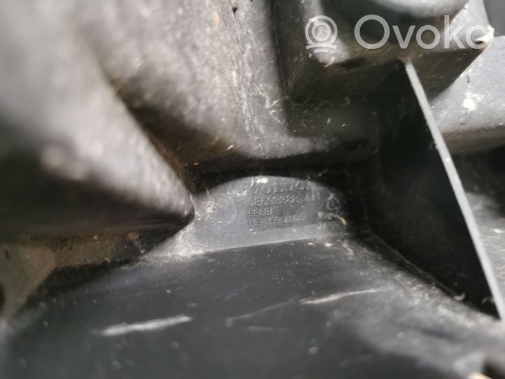 Volvo S60 Support de pare-chocs arrière 08693388