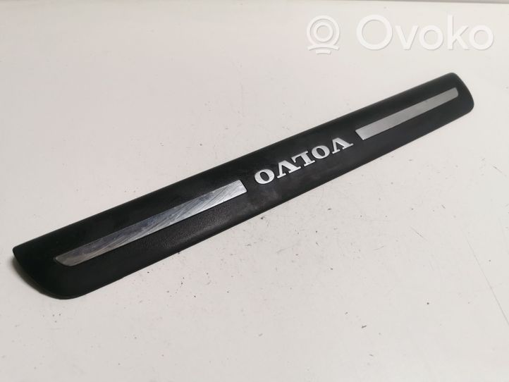 Volvo S40 Rivestimento anteriore minigonna laterale 08622671