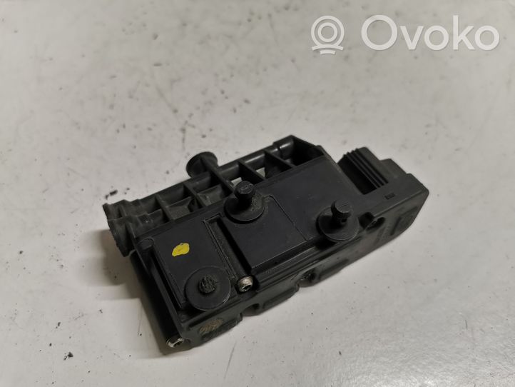 Land Rover Discovery 4 - LR4 Blocco valvola della sospensione pneumatica RVH000095