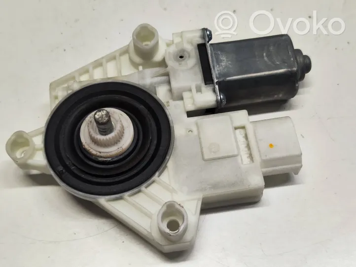 BMW 5 G30 G31 Motorino alzacristalli della portiera anteriore 7455082