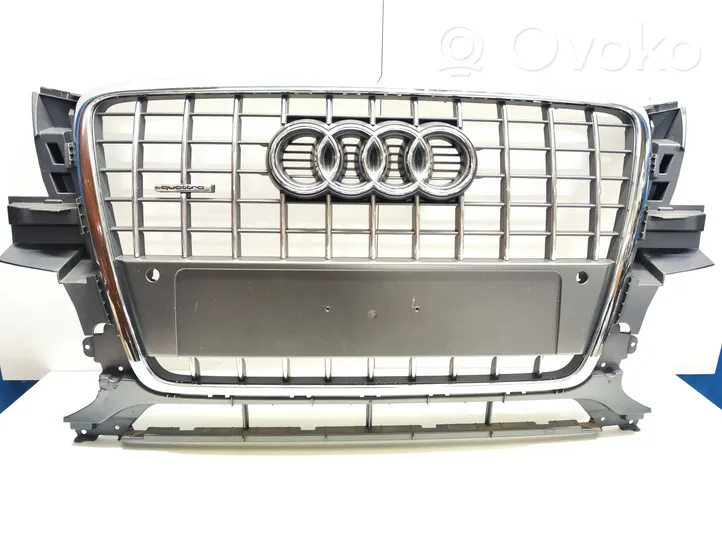 Audi Q5 SQ5 Rejilla superior del radiador del parachoques delantero 8R0853651B