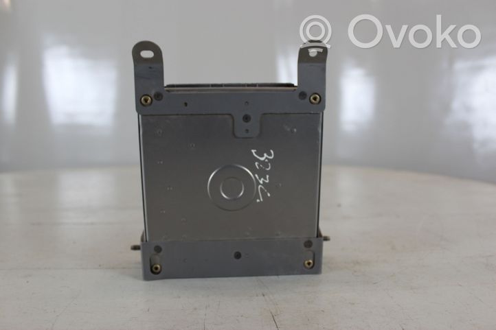 Mazda 323 F Unité de commande, module ECU de moteur E2T81671M1