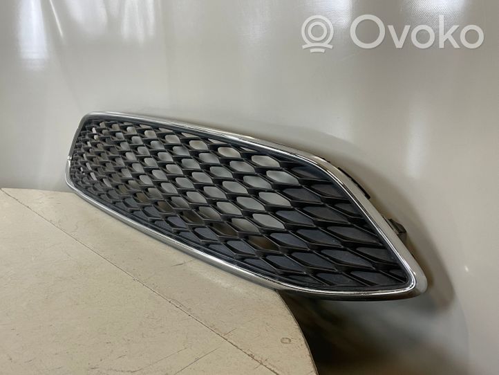 Ford Focus Grille calandre supérieure de pare-chocs avant F1EB8200A