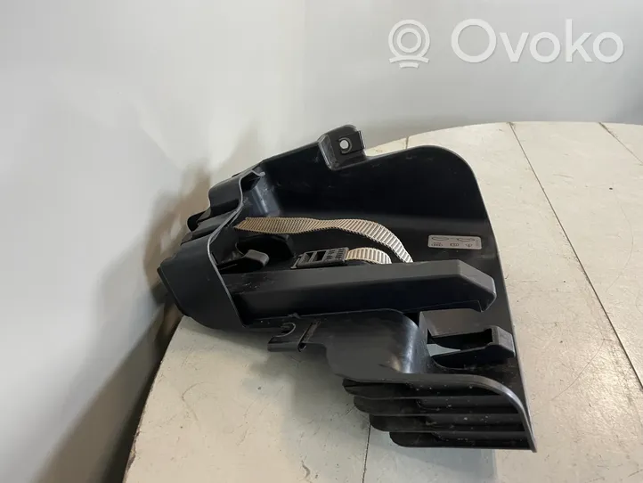 Audi A4 S4 B8 8K Accessori per il montaggio del gancio di traino 8T0011215A