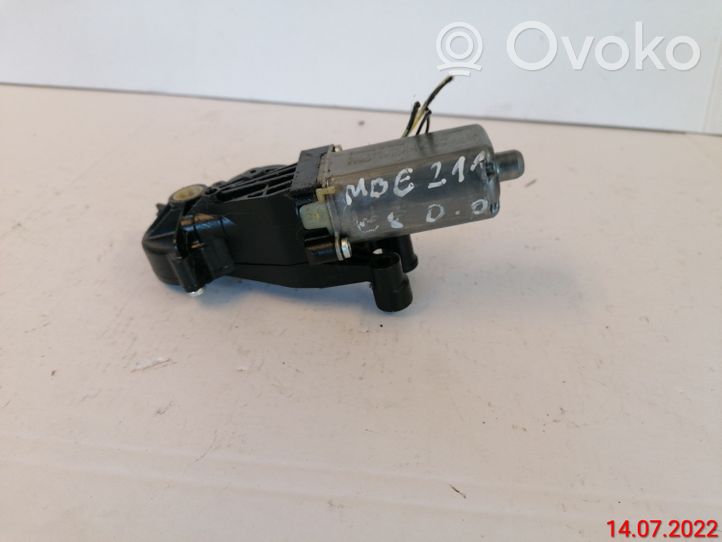 Mercedes-Benz E W211 Motorino di regolazione del sedile 0390203276