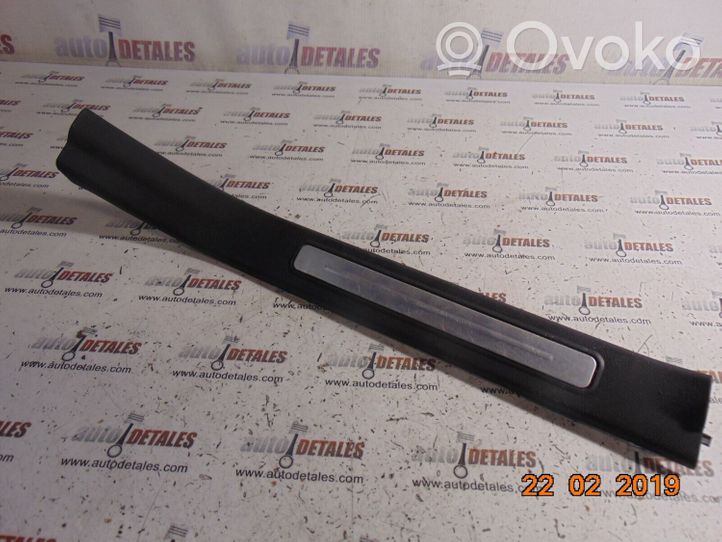 Mercedes-Benz A W169 Copertura del rivestimento del sottoporta anteriore A1696800774