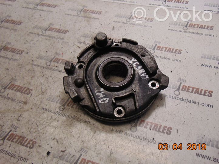 Volvo XC90 Pompe à huile 3077709