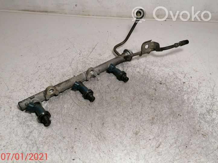 Lexus RX 300 Listwa wtryskowa 2325020020