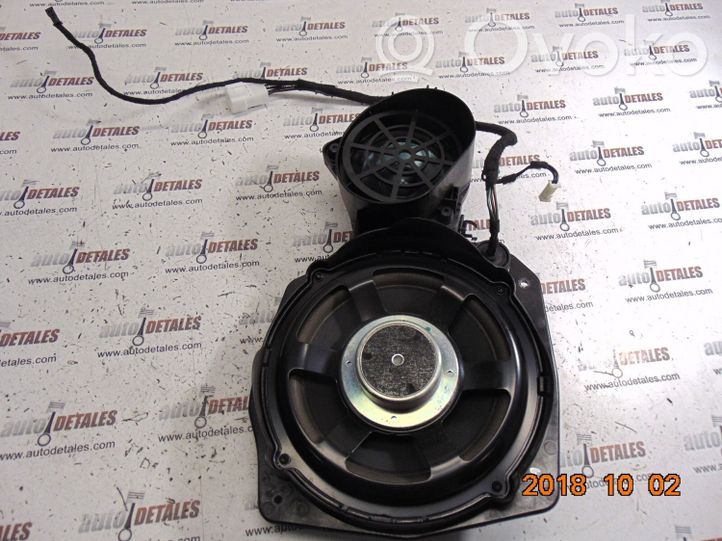 A2218205802 Mercedes-Benz S W221 Front door speaker, 40.00 € | RRR