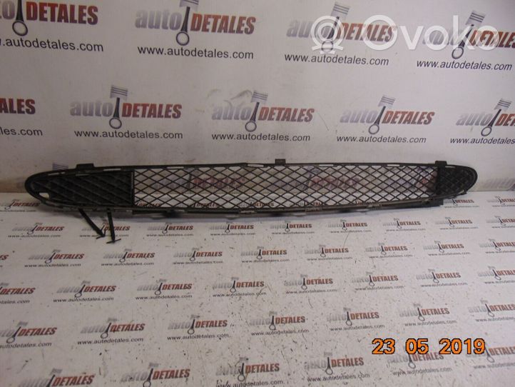 Mercedes-Benz A W168 Grille inférieure de pare-chocs avant A1688851223