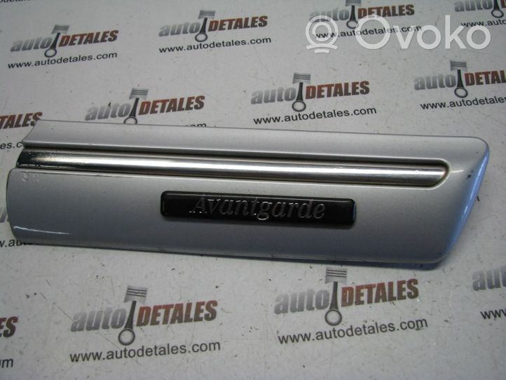 Mercedes-Benz E W210 Lokasuojan lista (muoto) A2106900282