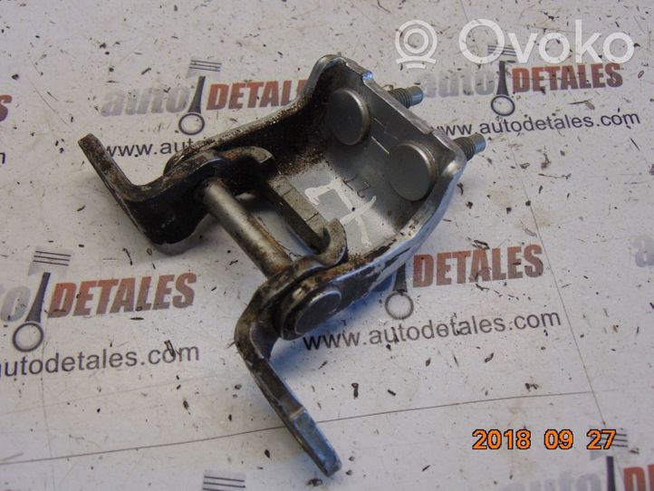 Honda CR-V Rear door upper hinge 