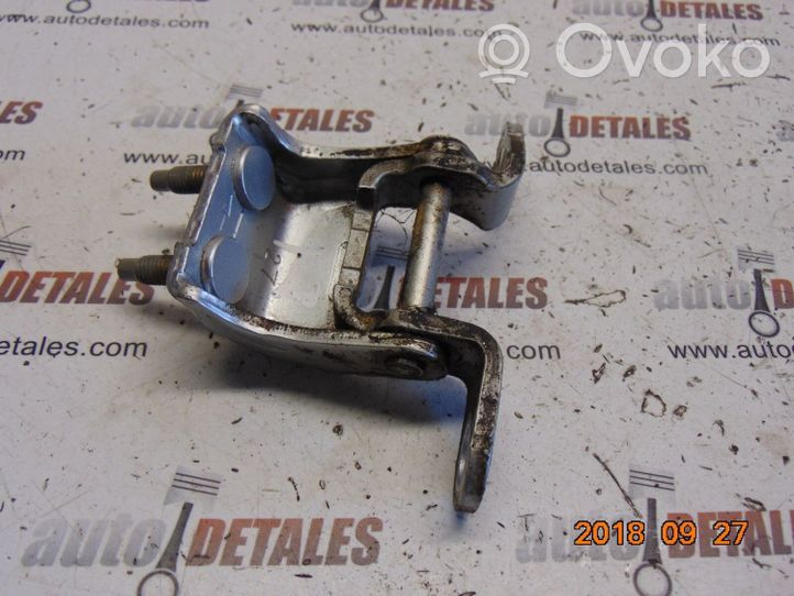 Honda CR-V Rear door upper hinge 