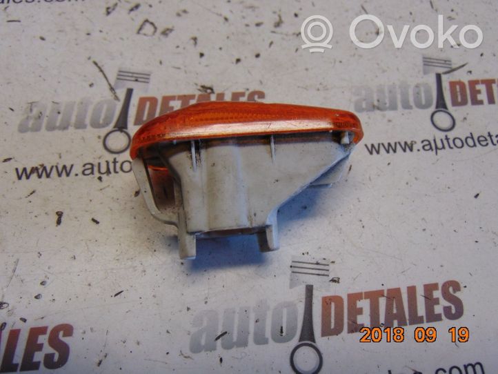 Honda CR-V Front fender indicator light 