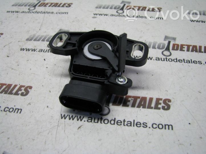 Toyota Prius (XW20) Interruttore del pedale del freno 8951047020