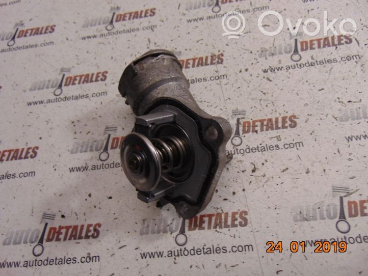 Mercedes-Benz E W211 Alloggiamento termostato A6422002015