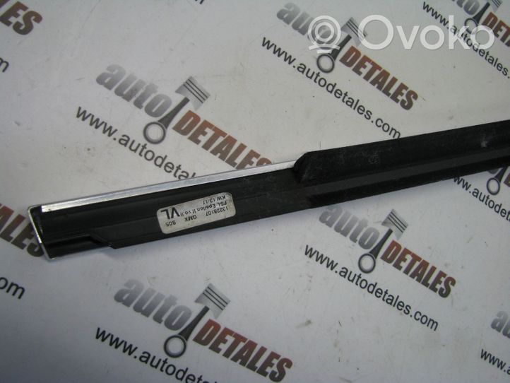 Vauxhall Insignia A Rivestimento modanatura del vetro della portiera anteriore 13228107