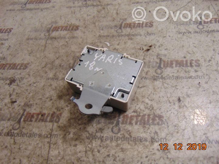 Toyota Yaris Centralina/modulo portiere 897410D460