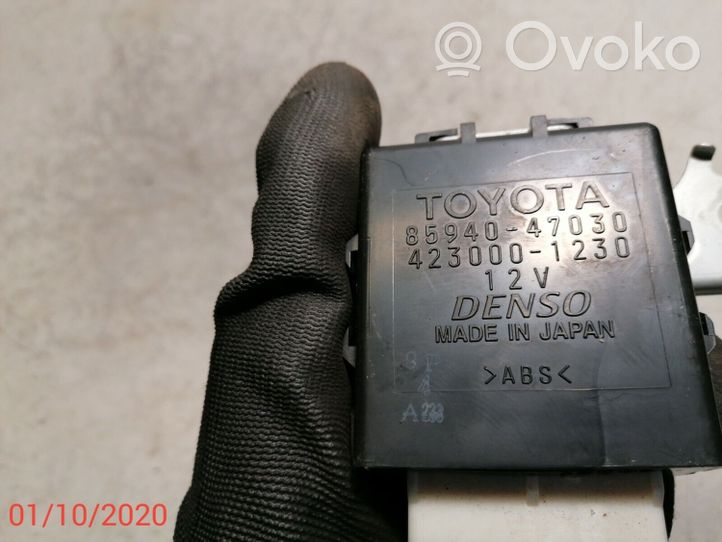 Toyota Prius (XW30) Relais d'essuie-glace 8594047030