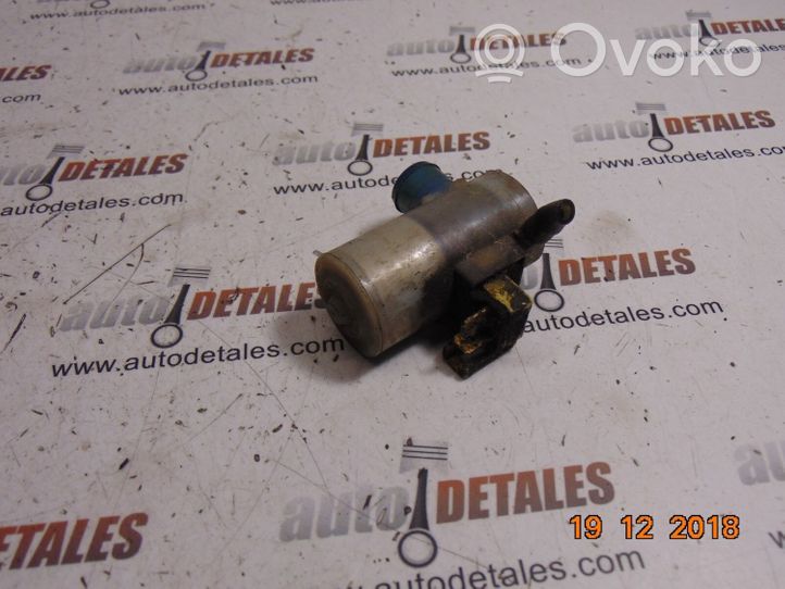 Honda CR-V Pompe de lave-glace de pare-brise 