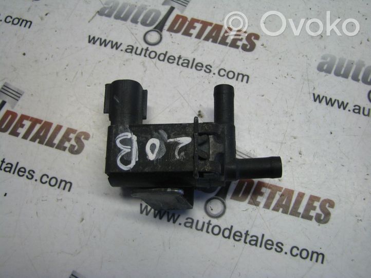 Toyota Avensis Verso Turboahtimen magneettiventtiili 2586028010