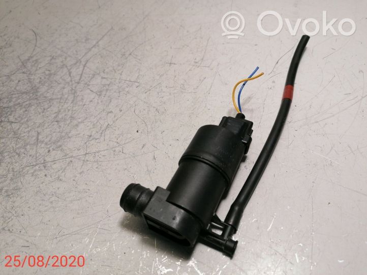 Toyota Yaris Pompe de lave-glace de pare-brise 85330OF021