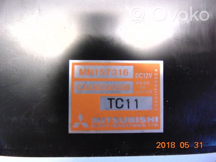 Mitsubishi Grandis Panel klimatyzacji MR587828