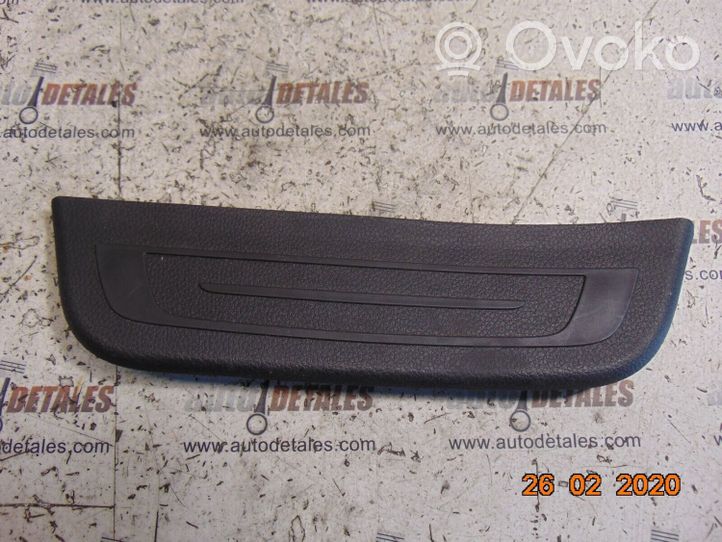 Hyundai i30 Copertura del rivestimento del sottoporta posteriore 85878A6000