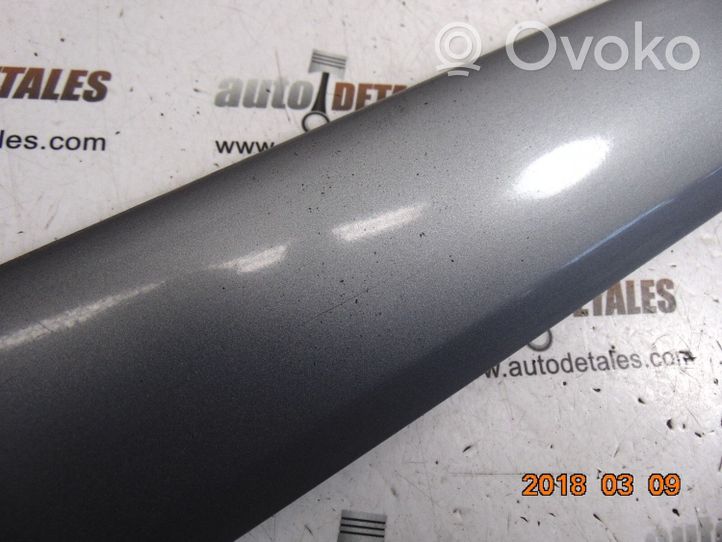 Mercedes-Benz E W210 Rivestimento modanatura del vetro della portiera posteriore 