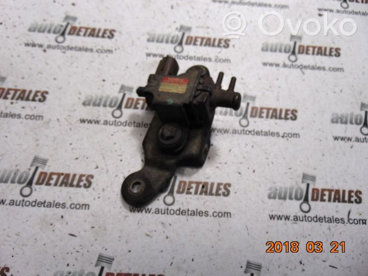 Toyota Corolla Verso E121 Valvola di depressione 25819-27020