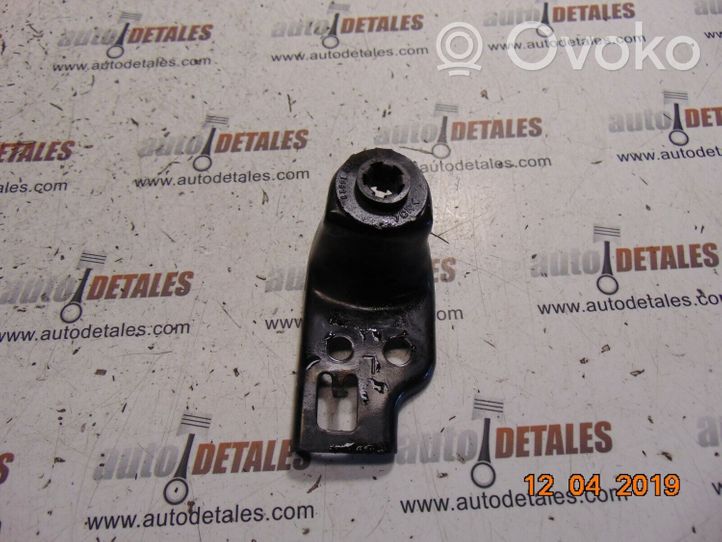 Toyota Avensis T250 Staffa del pannello di supporto del radiatore 