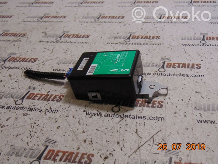 Toyota Verso Centralina/modulo portiere 897400F010