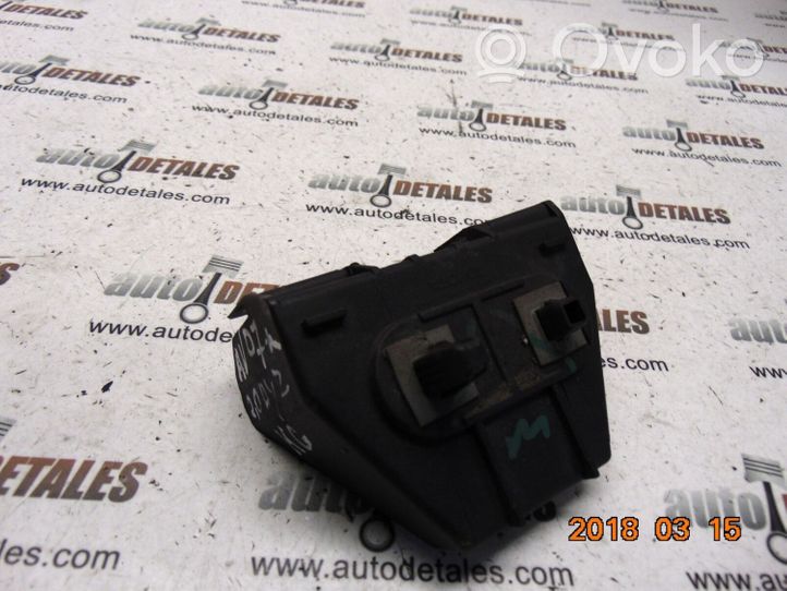 Toyota Avensis T250 Valvola sfiato del serbatoio 5256305010