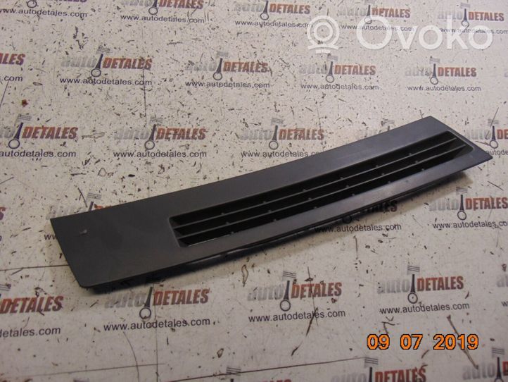 Jeep Grand Cherokee (WK) Garniture, panneau de grille d'aération 1DC54TRMAA