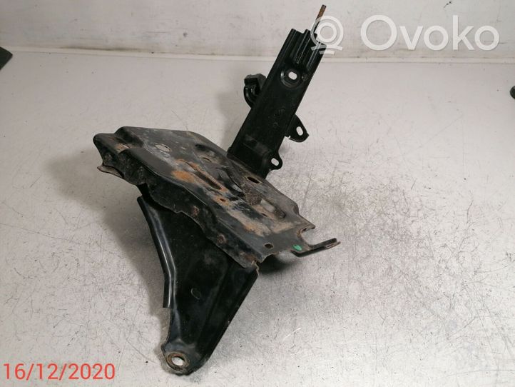 Toyota Verso-S Battery tray 