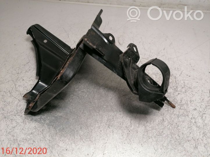 Toyota Verso-S Battery tray 