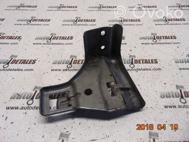 Toyota Corolla E120 E130 Support phare frontale 