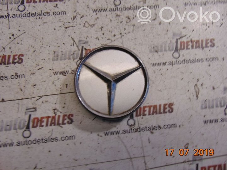 Mercedes-Benz S W220 Radnabendeckel Felgendeckel original A2204000125