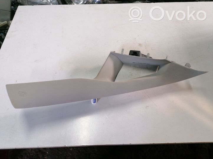 Toyota Prius (XW30) Rivestimento montante (A) 6221047120