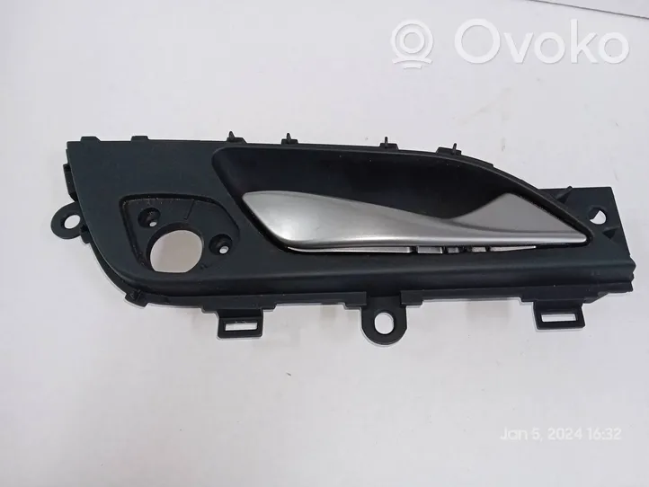 Hyundai i40 Klamka wewnętrzna drzwi tylnych 26111-72802