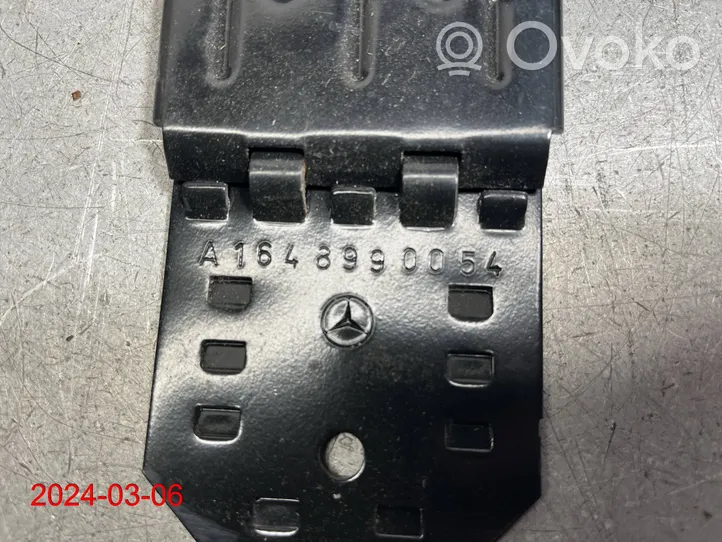 Mercedes-Benz GL X164 Cassetta degli attrezzi A1648901614