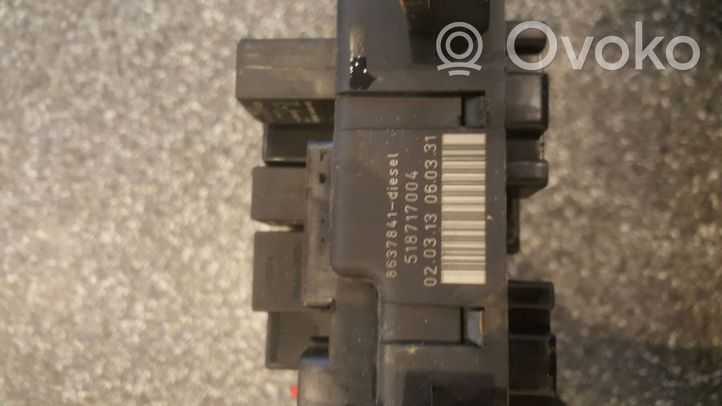 Volvo V70 Module de fusibles 518717004