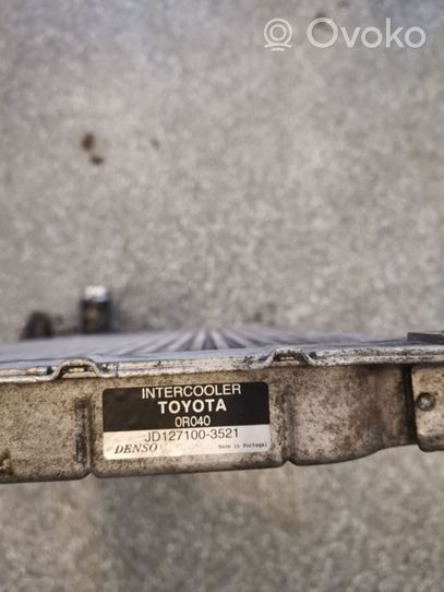 Toyota Avensis T270 Välijäähdyttimen jäähdytin JD1271003521