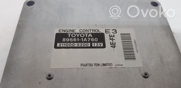 Toyota Corolla E120 E130 Sterownik / Moduł ECU 896611A760