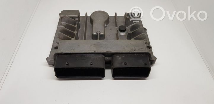 Opel Astra J Sterownik / Moduł ECU 55591495